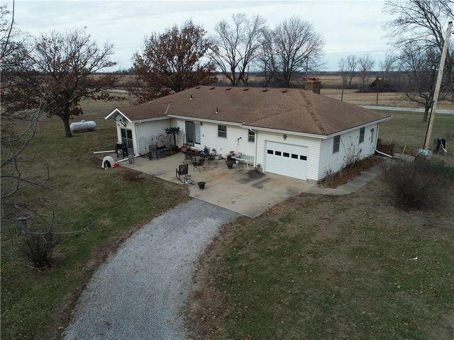 35333 W 287th Street, Paola, KS 66071