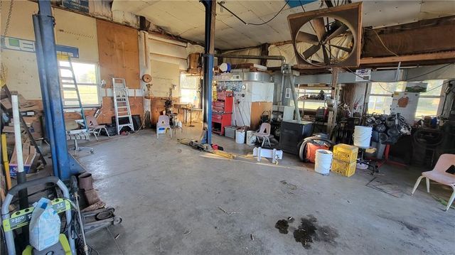 35333 W 287th Street, Paola, KS 66071