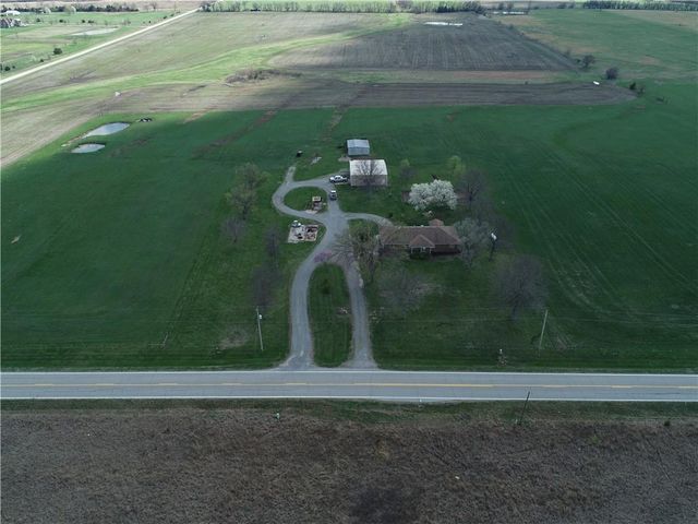 35333 W 287th Street, Paola, KS 66071