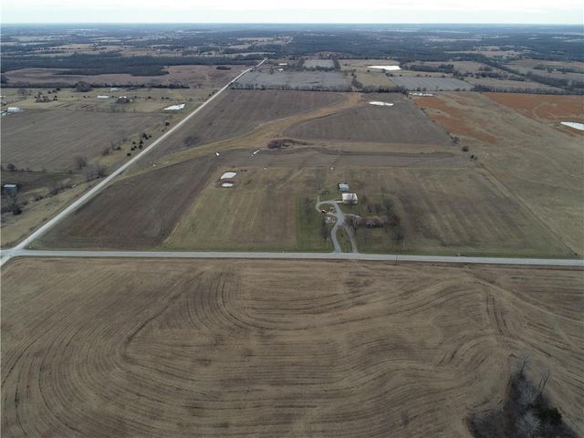 35333 W 287th Street, Paola, KS 66071