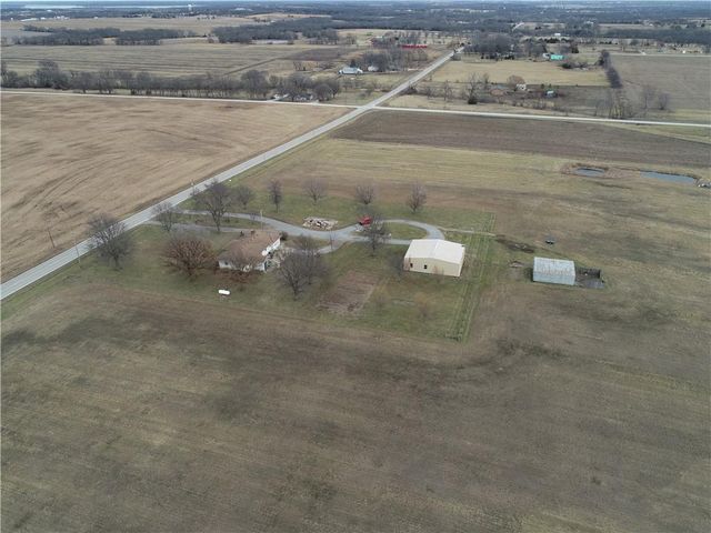 35333 W 287th Street, Paola, KS 66071