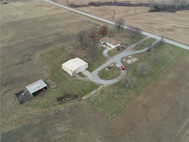 35333 W 287th Street, Paola, KS 66071