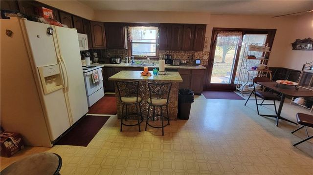 35333 W 287th Street, Paola, KS 66071