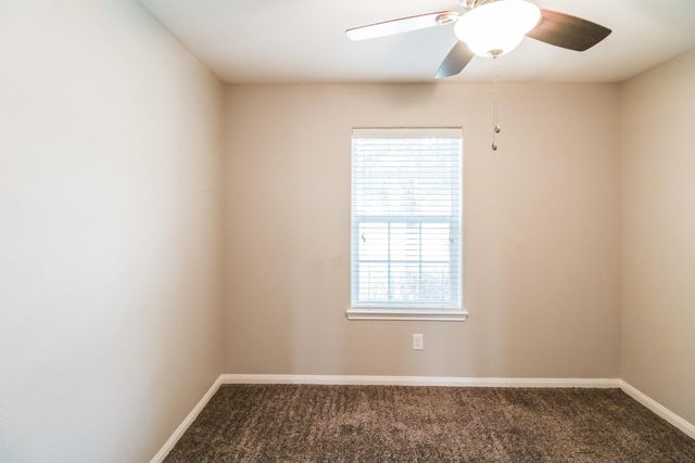 826 Saltcreek Bend Lane, La Marque, TX 77568