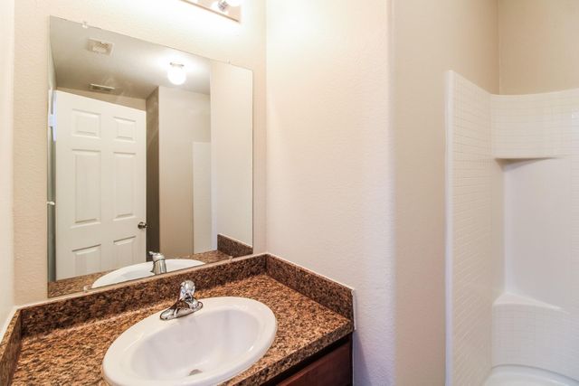 826 Saltcreek Bend Lane, La Marque, TX 77568