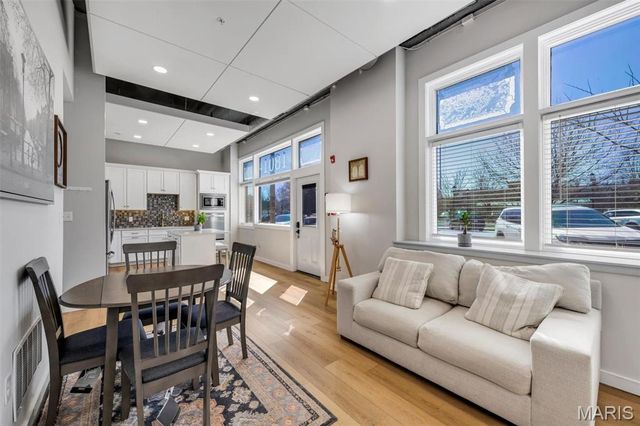 1801 Park Avenue 1B, St Louis, MO 63104