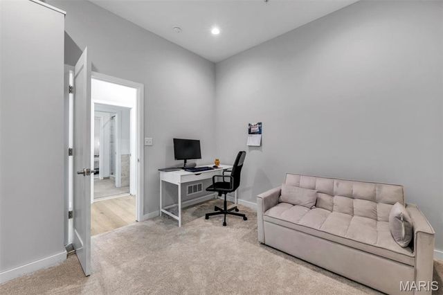 1801 Park Avenue 1B, St Louis, MO 63104