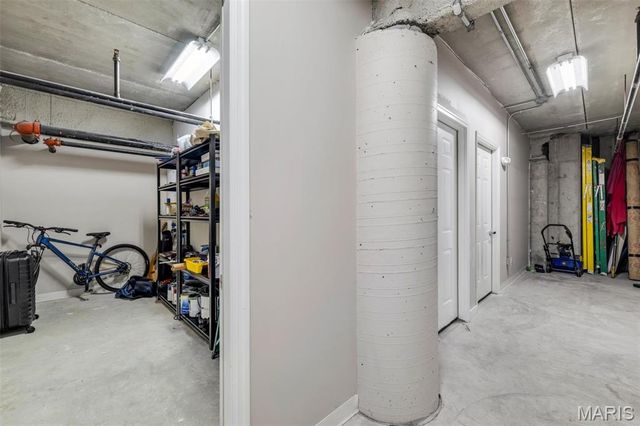 1801 Park Avenue 1B, St Louis, MO 63104