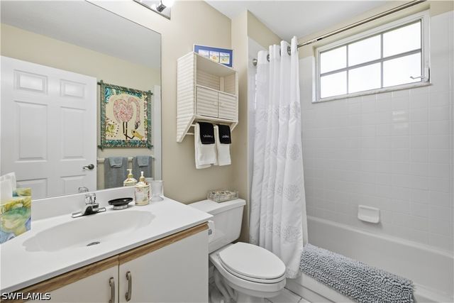7054 Barrington CIR 102, Naples, FL 34108