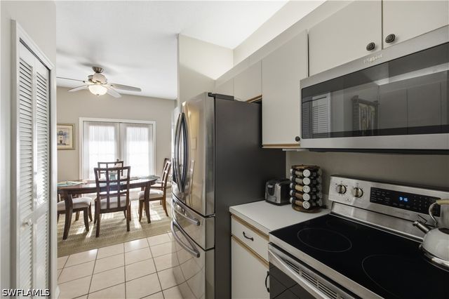 7054 Barrington CIR 102, Naples, FL 34108