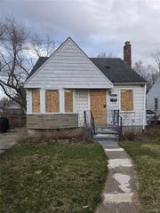 12400 Lansdowne Street, Detroit, MI 48224