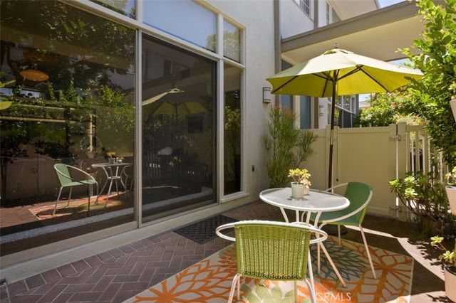 4362 W Kling, Burbank, CA 91505