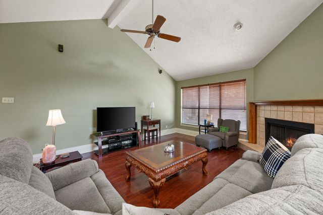 4009 Bradley Lane, Arlington, TX 76017