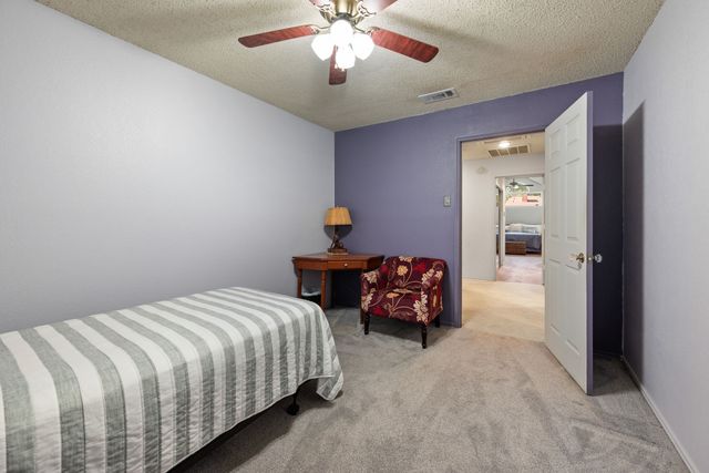 4009 Bradley Lane, Arlington, TX 76017