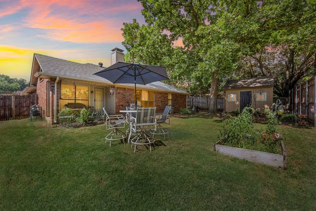 4009 Bradley Lane, Arlington, TX 76017