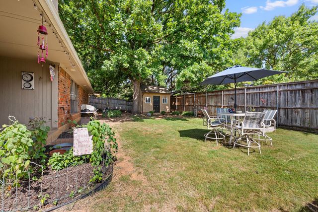 4009 Bradley Lane, Arlington, TX 76017