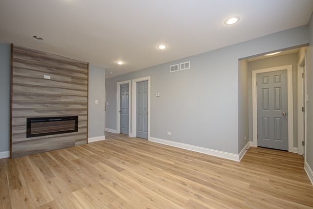 9605 S Greenwood Avenue, Chicago, IL 60628