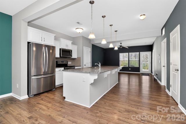 3028 Graceland Circle, Pineville, NC 28134