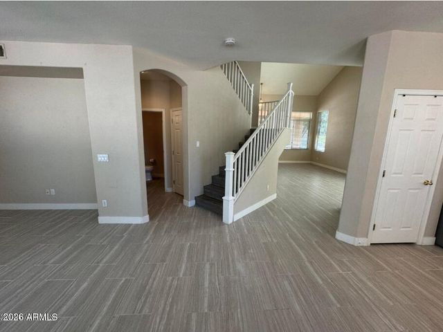 1470 W Armstrong Way, Chandler, AZ 85286