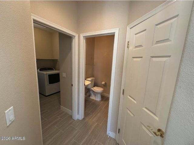 1470 W Armstrong Way, Chandler, AZ 85286