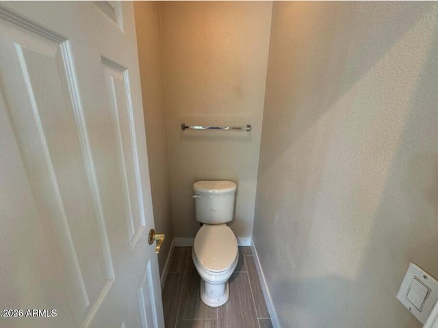 1470 W Armstrong Way, Chandler, AZ 85286