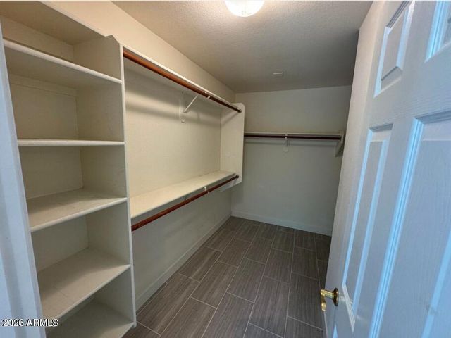 1470 W Armstrong Way, Chandler, AZ 85286