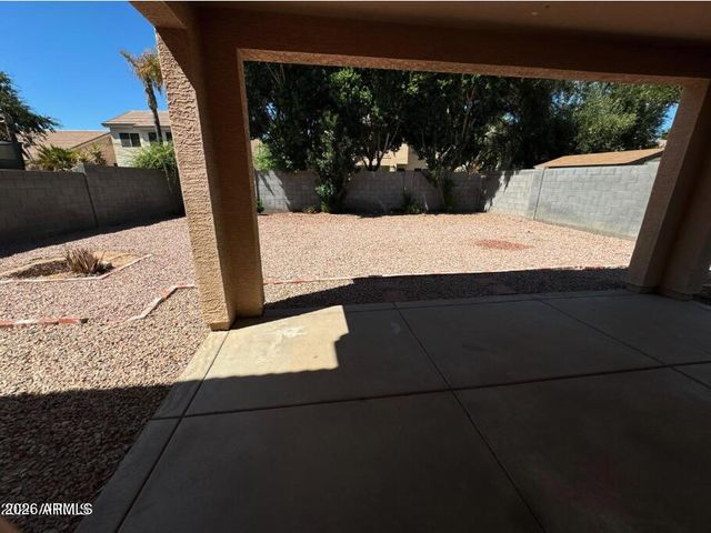 1470 W Armstrong Way, Chandler, AZ 85286