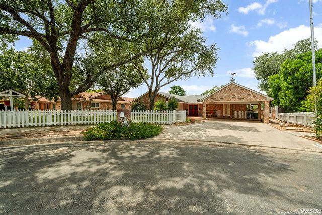 4439 Greystone, San Antonio, TX 78233