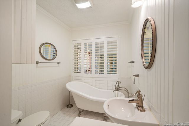 4439 Greystone, San Antonio, TX 78233