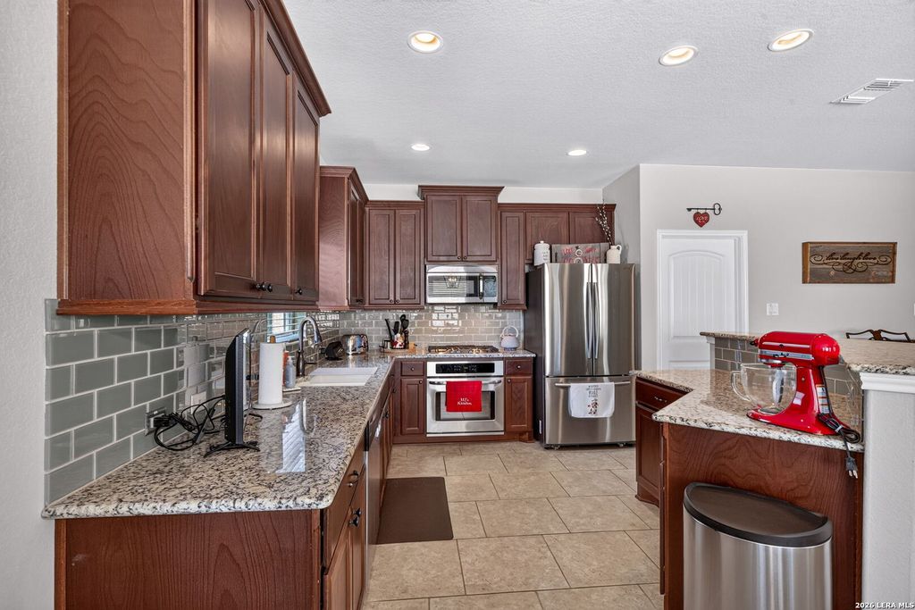 26911 Camellia, Boerne, TX 78015