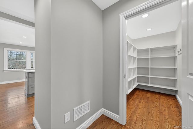 3 Little York, Warwick, NY 10990