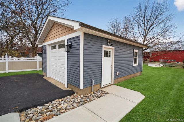 3 Little York, Warwick, NY 10990