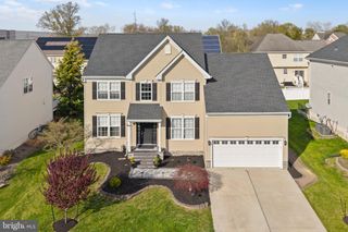16 MEADOW RUN RD, Bordentown, NJ 08505