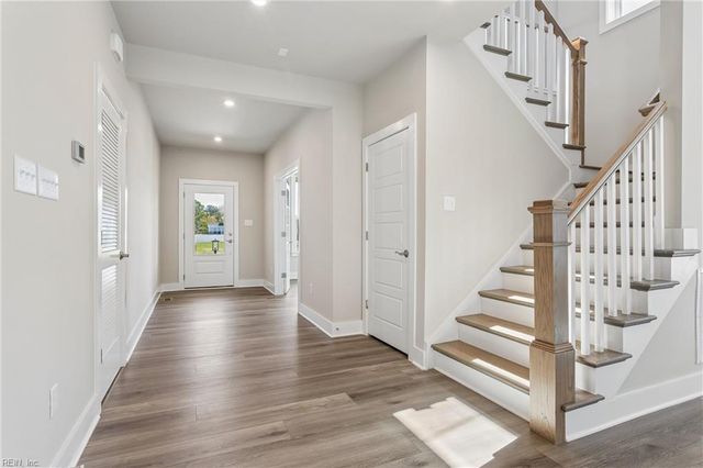 108 Robert Bruce RD, Poquoson, VA 23662