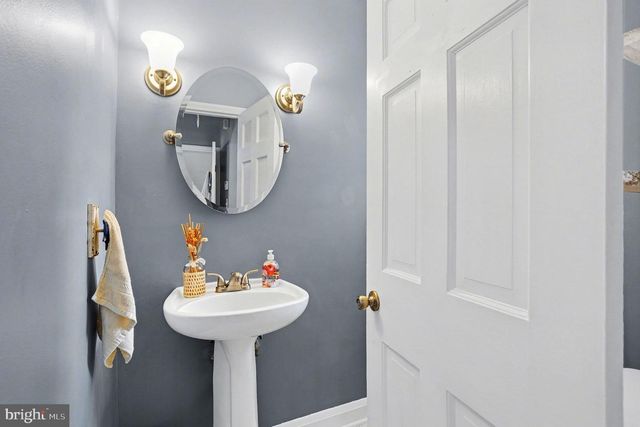 4219 DARNALL RD, Nottingham, MD 21236