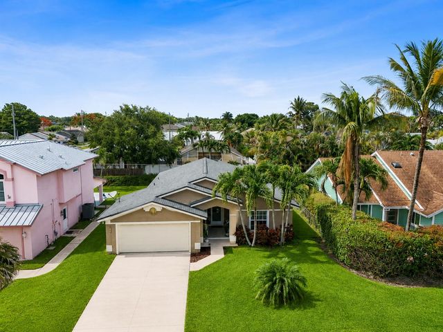6397 Garrett Street, Jupiter, FL 33458