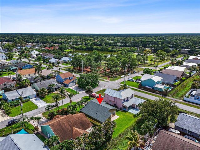 6397 Garrett Street, Jupiter, FL 33458