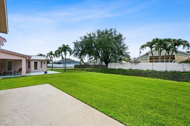 6397 Garrett Street, Jupiter, FL 33458