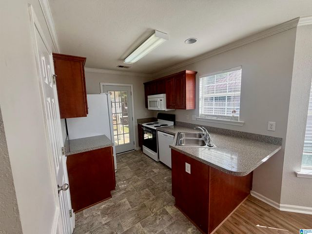 132 CARRINGTON LANE, Calera, AL 35040