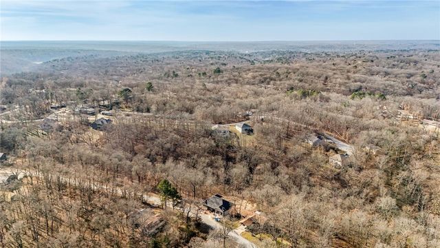 25 Egton Drive, Bella Vista, AR 72714