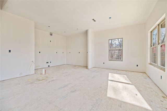 25 Egton Drive, Bella Vista, AR 72714