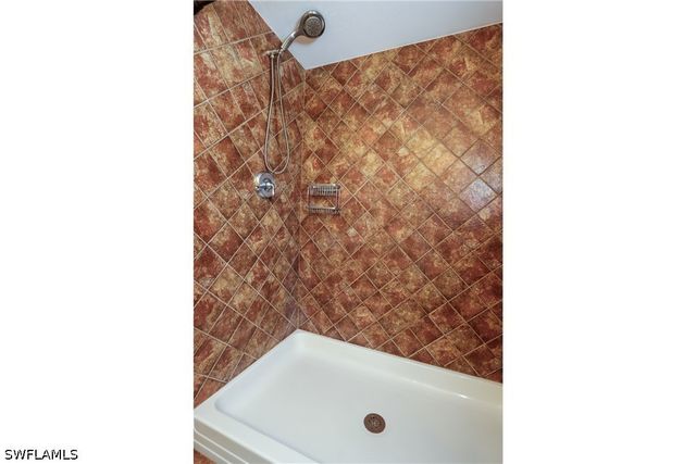 25484 Cockleshell DR 901, Bonita Springs, FL 34135