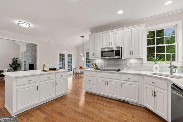 116 Royal Oaks Drive, Canton, GA 30115