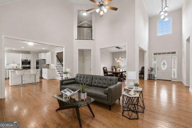 116 Royal Oaks Drive, Canton, GA 30115