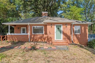 2906 Spring Garden Street, Greensboro, NC 27403