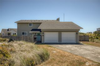 1161 Glendale Court SW, Ocean Shores, WA 98569
