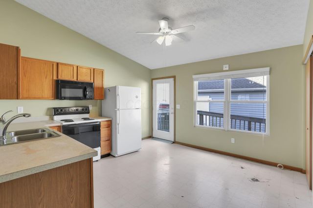 5508 Arklow Way, 117, Canal Winchester, OH 43110