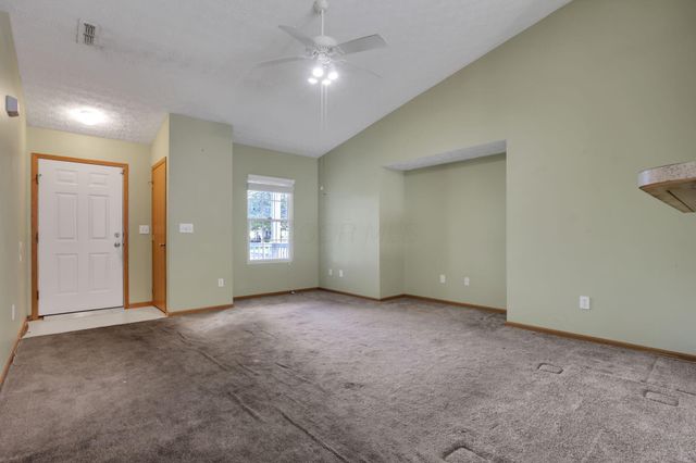 5508 Arklow Way, 117, Canal Winchester, OH 43110