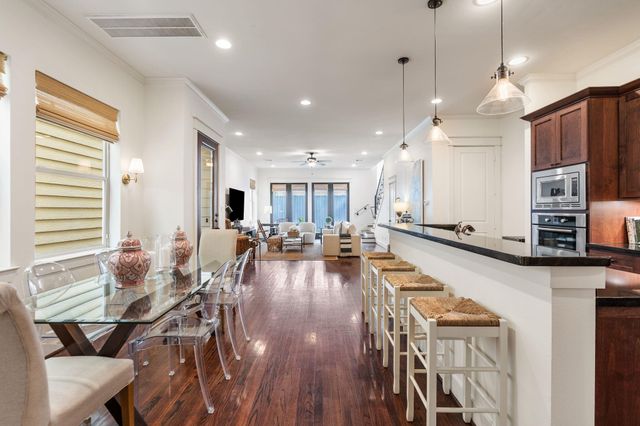 1430 Dorothy Street, Houston, TX 77008