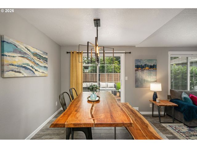 708 Ne 238TH Pl, Wood Village, OR 97060